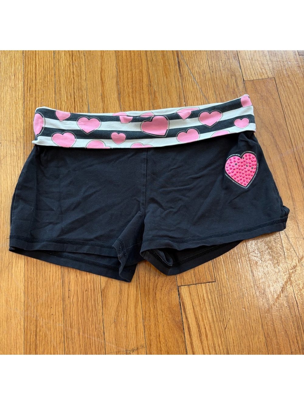 Vintage Y2K fold over striped heart print mini shorts
